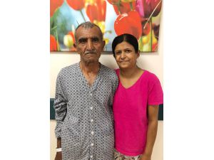 75 Yaşındaki Baba, Böbreğiyle Kızını Yaşama Bağladı