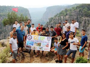 Öğrencilere Kanyon Gezisi Ve Rafting