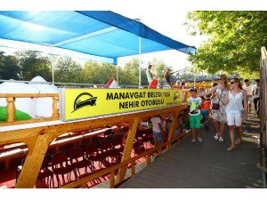 Manavgat'ta Ücretsiz 'Nehir Otobüsü'