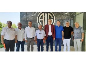 Antalyaspor Vakfı Yeni Başkanı Fikret Öztürk