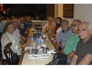 Burdur’da 40 Öğretmen 33 Yıl Sonra Bir Araya Geldi
