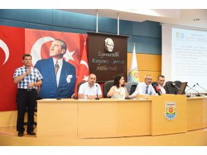 Tarsus Belediye Meclisi’nde İşaret Dili Uygulaması