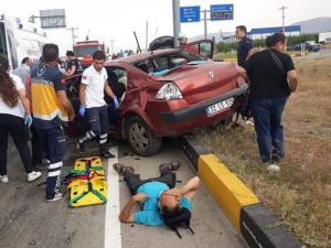 Otomobille Cipin Çarpıştığı Kazada Araçlar Hurdaya Döndü: 8 Yaralı