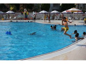 Mezitli Belediyesi Su Parkı, Bayramda Rekor Kırdı