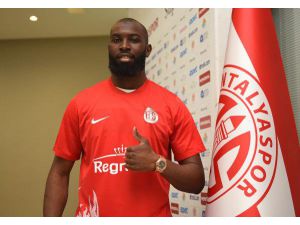 Souleymane Doukara Antalyaspor'dan Ayrıldı