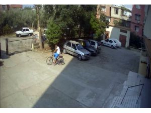 Bisiklet Hırsızını Dövmeleri Ele Verdi