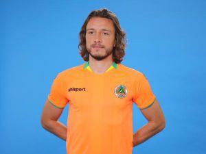 Alanyaspor’da Taha Yalçıner İle Yollar Ayrıldı