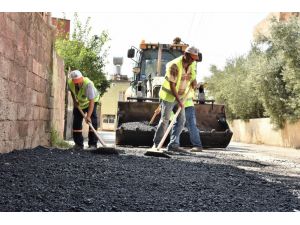 Toroslar’da Yol Yapım, Bakım Ve Onarın Çalışmaları Devam Ediyor