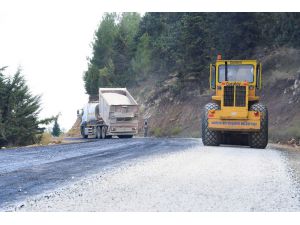 Tarsus’ta 2 Yıldır Asfaltlanması Beklenen Yolda Çalışmalar Başladı