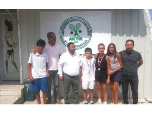 Mersin Büyükşehir Tenis Kulübü Sporcuları, Afyon’dan Madalyayla Döndü