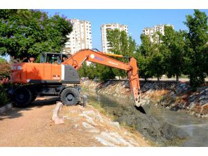 Tarsus Kaleburcu Deresi Temizleniyor