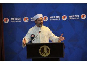 Diyanet İşleri Başkanı Erbaş: "Birileri Nedense ’Medrese’ Denilince Tüyleri Diken Diken Oluyor, Ders Yapılan Yerdir Medrese"