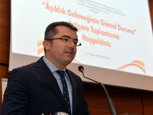 Vali Memiş: “Aşıklar, Geçmişin Facebook Ve Twitter’i Gibiydi”