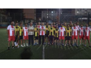 Başkanın 4 Gol Attığı Maçta Gazeteciler Galip Geldi: 10 - 9