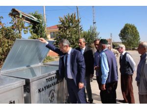 Tosya’da Akbük Köyüne 10 Adet Çöp Konteynırı Teslim Edildi