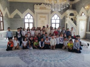 Öğrencilerden Camii Ziyareti