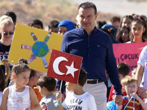 Mercan Koleji’nde ‘Dünya Çocuk Günü’ Etkinliği