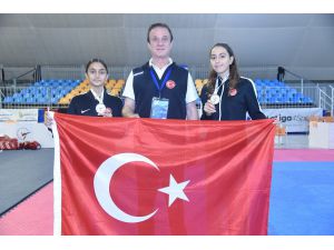 Genç Taekwondoculardan 2 Avrupa İkinciliği