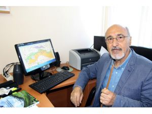 Prof. Dr. Bektaş: “Marmara’nın Kabuk Yapısı 7’den Küçük Deprem Oluşumunu Destekler”