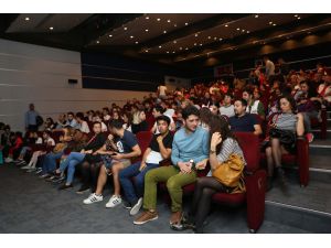 Çocuklardan ’Sihirli Keman’a Yoğun İlgi