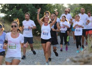 Bodrum Yarı Maratonu Renkli Görüntülere Sahne Oldu