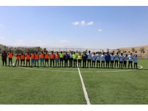 Gürpınar Belediyesinden Futbol Turnuvası