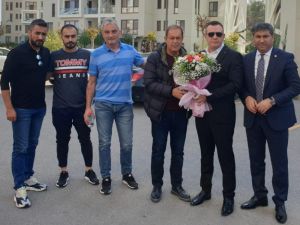 Denizlispor Yönetimi Yücel İldiz’i Çiçeklerle Uğurladı