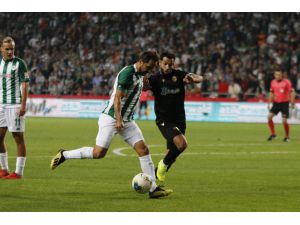 Süper Lig: Konyaspor: 0 - Yeni Malatyaspor: 1 (İlk Yarı)