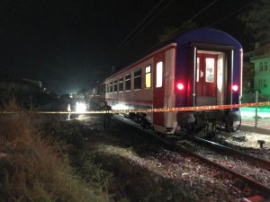 Raylara Düşen Kadın Trenin Altında Kalarak Hayatını Kaybetti