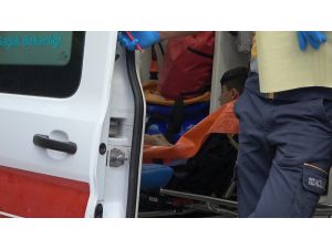 14 Yaşındaki Genç, 15 Yaşındaki Genci Bıçakla Yaraladı