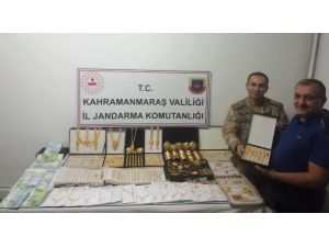 Kahramanmaraş’ta Kuyumcu Soyguncuları Tutuklandı