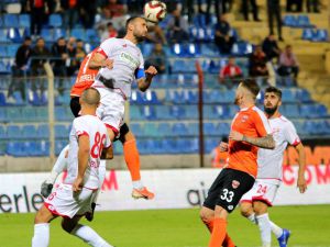 Tff 1. Lig: Adanaspor: 0 - Boluspor: 0