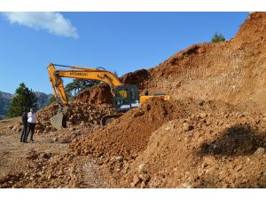 Maha-Belbaşı-Berem yayla yolunda stabilize çalışması