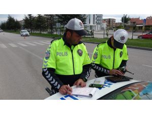 Isparta’da 1 Ayda 398 Motosiklet İle 53 Araç Trafikten Men Edildi