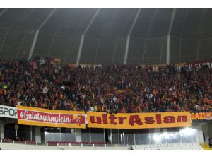 Süper Lig: Gaziantep Fk: 0 - Galatasaray: 1 (Maç Devam Ediyor)