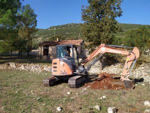 Kaş Belediyesinden ağaç dikimine destek