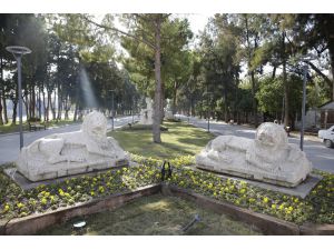 Yıkılan eski stadyum alanı park olarak hizmete girdi