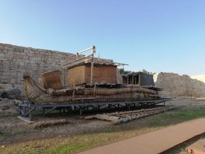 Antik gemi Patara’ya taşındı