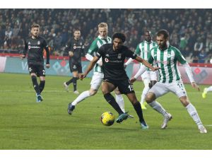 Süper Lig: Konyaspor: 0 - Beşiktaş: 0 (İlk Yarı)