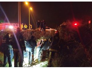 Şarampole Devrilen Otomobil Sürücüsü Yaralı Kurtarıldı