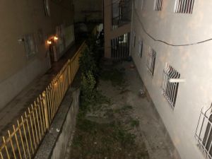 Başkent’te Cinnet Getiren Genç Balkondan Düştü