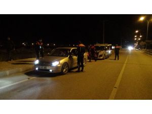 Osmaniye’de Uygulamada Silah Ve Uyuşturucu Ele Geçirildi