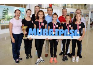 Muratpaşa'nın şampiyon cimnastikçileri