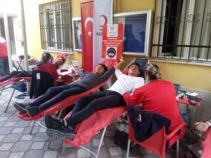 İskenderun’da Kyk Öğrencilerinden Kan Bağışı