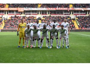 Denizlispor’da Üst Üste Alınan Galibiyetler İle Kötü Gidişe ’Dur’ Denildi