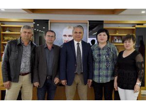 Kırgız Derneğinden Başkan Uysal’a ziyaret