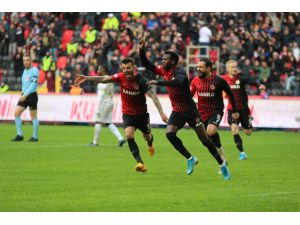 Süper Lig: Gaziantep Fk: 3 - Kayserispor: 0 (Maç Sonucu)