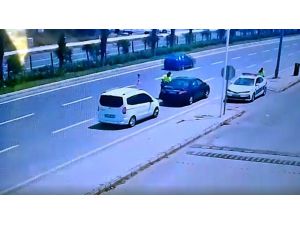 Kalp krizi geçiren sürücüyü trafik uygulamasındaki polis hayata bağladı