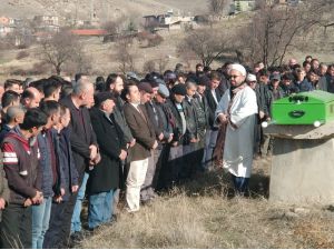 Tarım Aracıyla Kaza Yapan Genç Son Yolculuğuna Uğurlandı