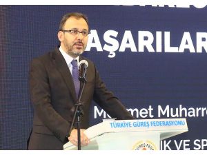 Bakan Kasapoğlu, Türkiye Büyükler Serbest Güreş Şampiyonası Açılış Törenine Katıldı